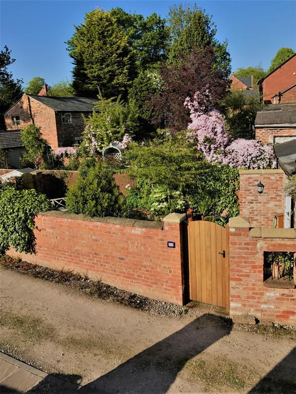 Tarporley Holiday Cottage Экстерьер фото