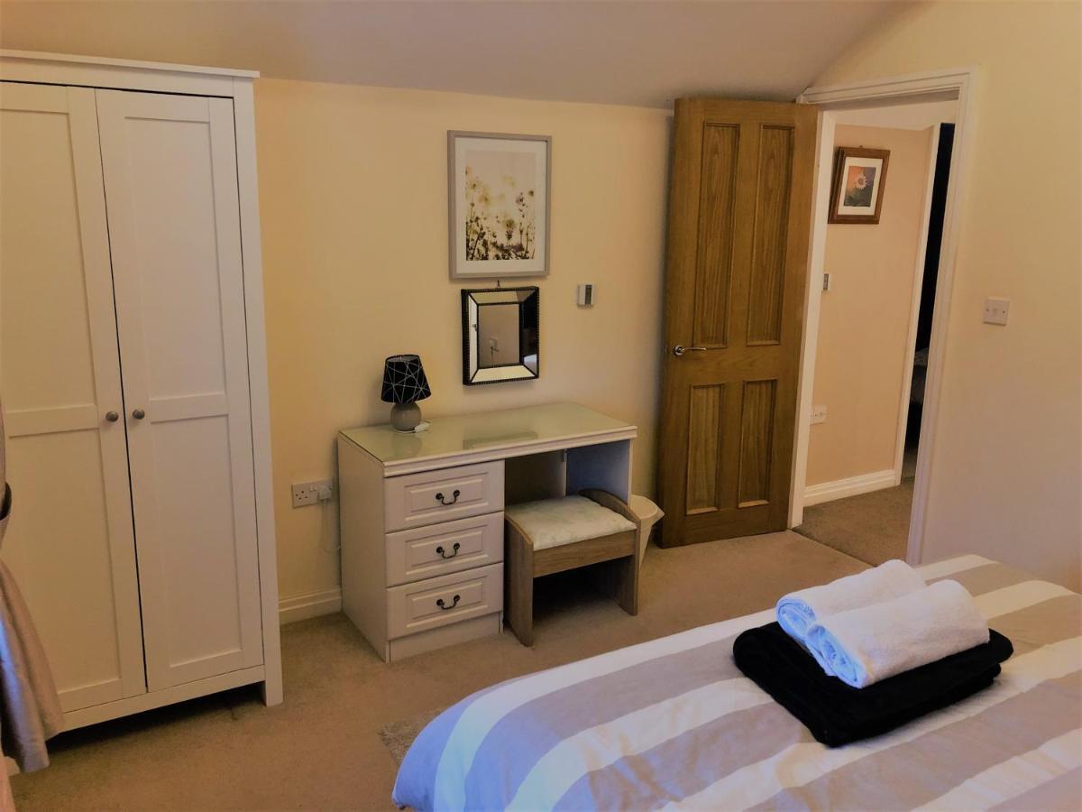 Tarporley Holiday Cottage Экстерьер фото
